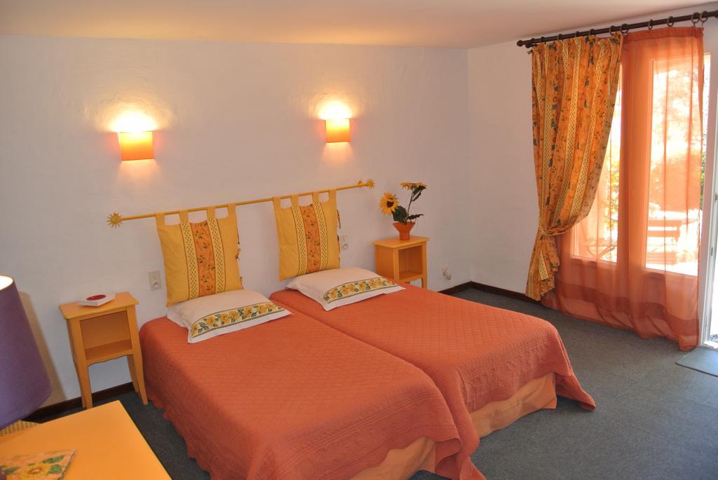 La Vieille Bastide Bed & Breakfast Flayosc Exterior photo