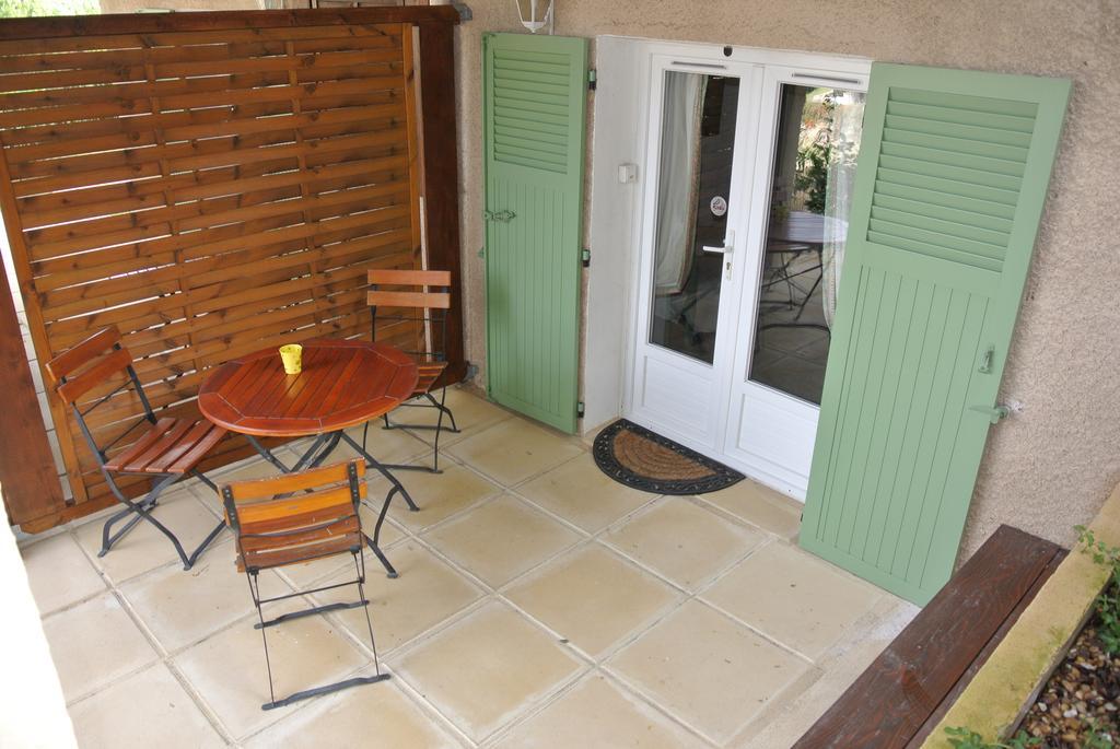 La Vieille Bastide Bed & Breakfast Flayosc Exterior photo