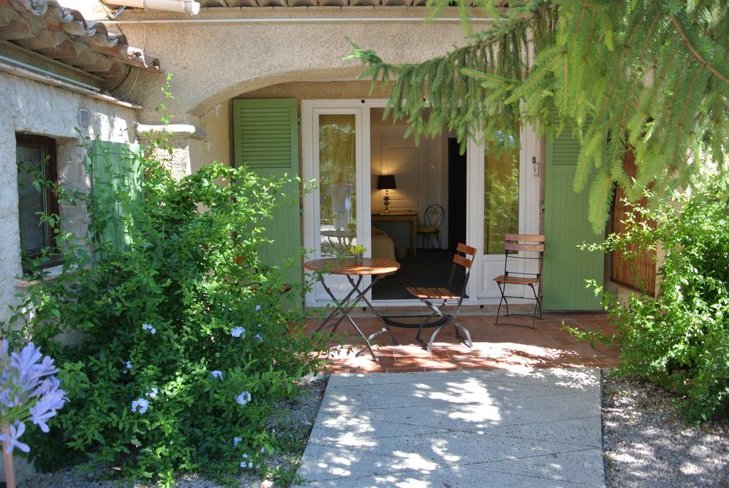 La Vieille Bastide Bed & Breakfast Flayosc Exterior photo