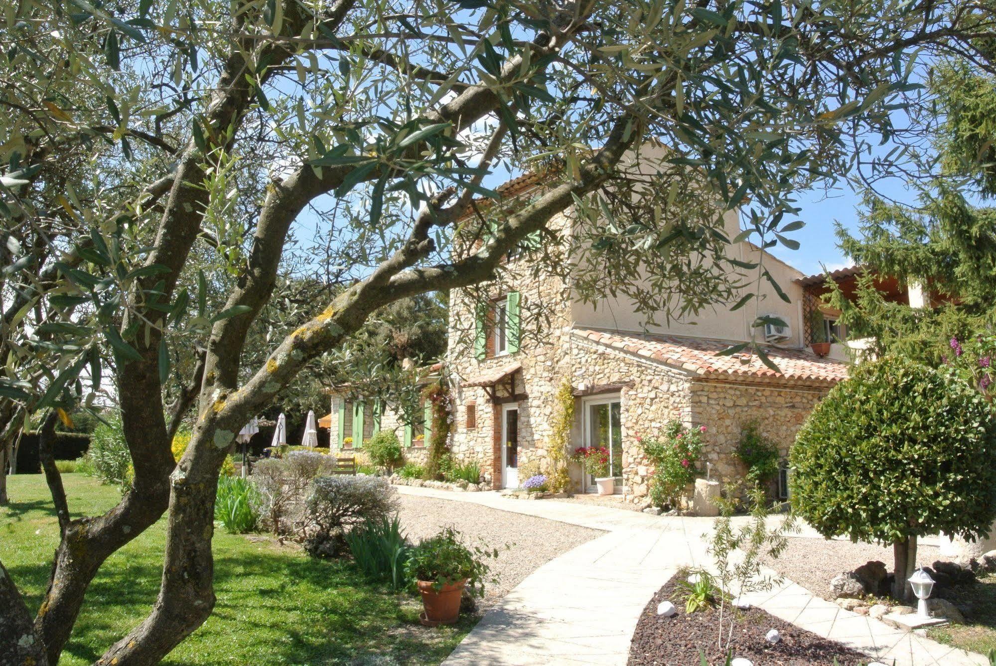 La Vieille Bastide Bed & Breakfast Flayosc Exterior photo